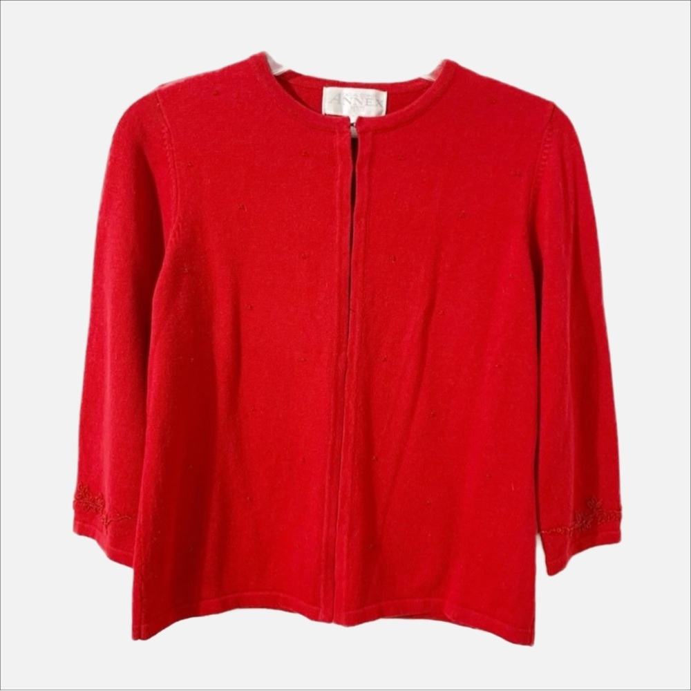 Vintage Casual Corner Annex Petites Beaded Cardigan Sweater Hook and Eye Closure